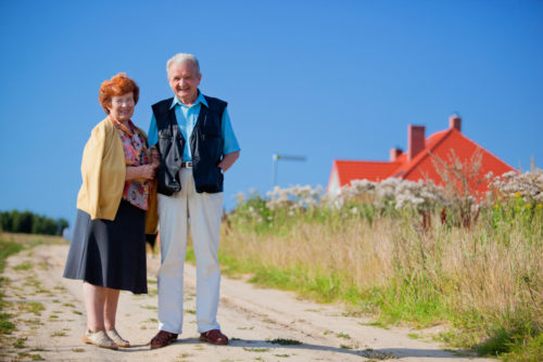 Pros and Cons of a Reverse Mortgage