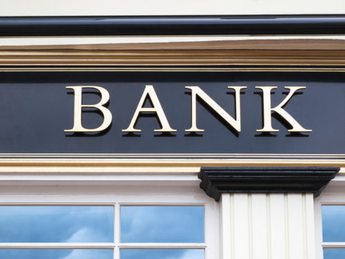 An image of the exterior of a bank.